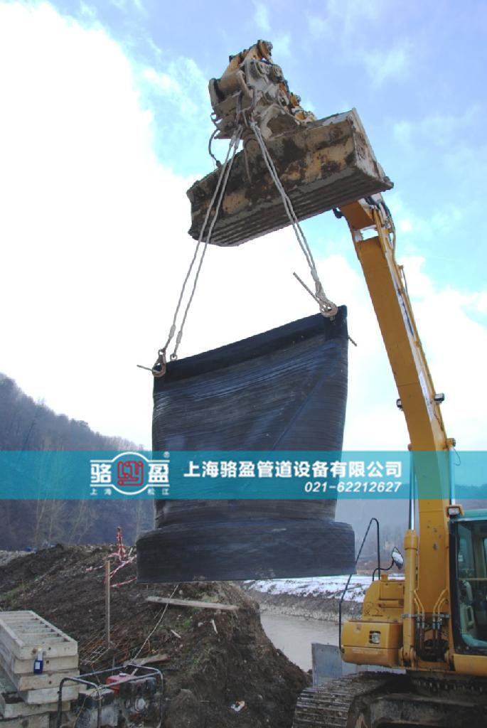 大口徑橡膠法蘭式<a href=http://m.zjkbhl.com/ target=_blank class=infotextkey><a href=http://m.zjkbhl.com target=_blank class=infotextkey>鴨嘴閥</a></a>安裝圖